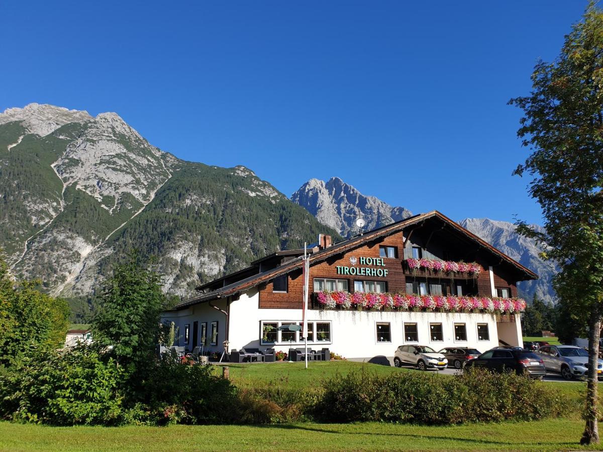 Hotel Tirolerhof Leutasch Bagian luar foto