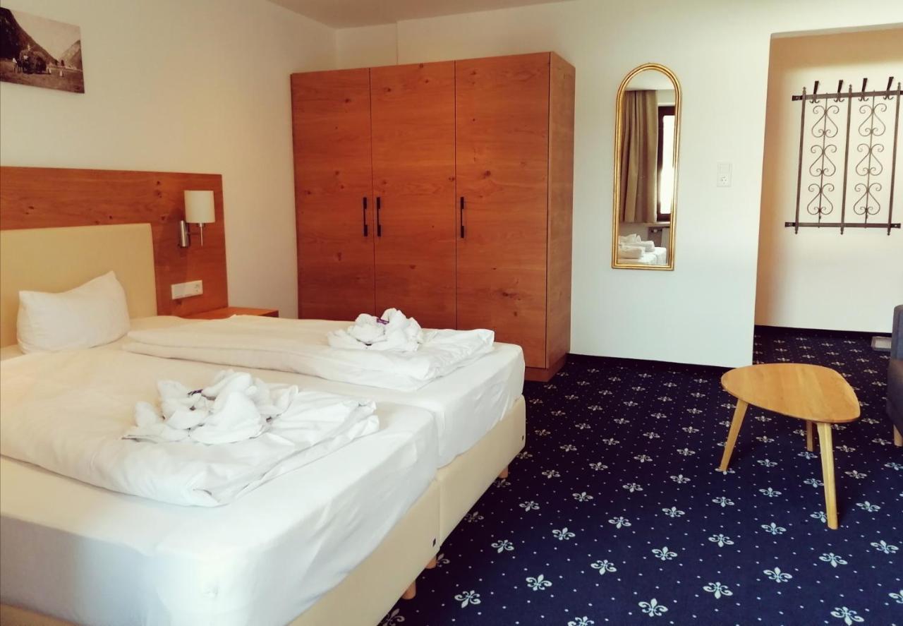 Hotel Tirolerhof Leutasch Bagian luar foto