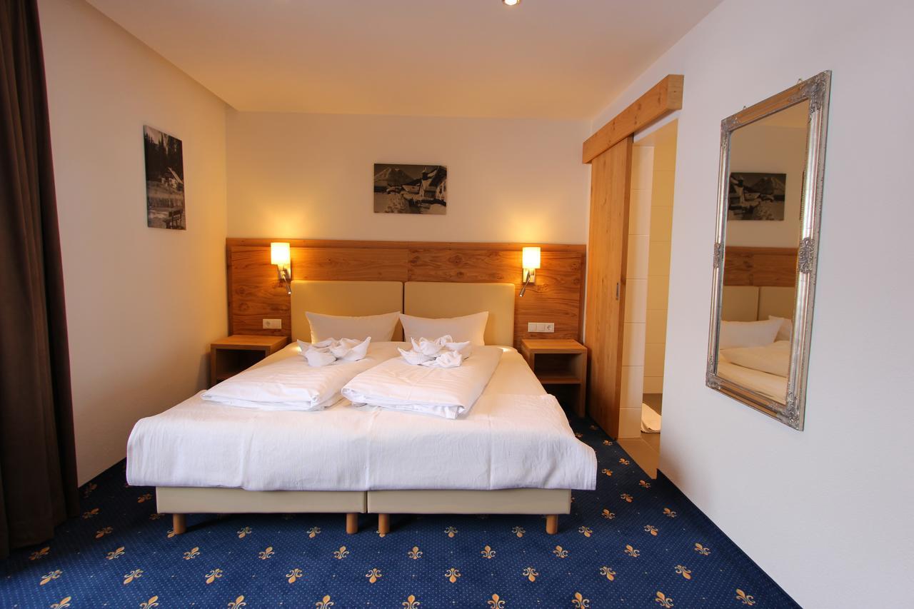 Hotel Tirolerhof Leutasch Bagian luar foto